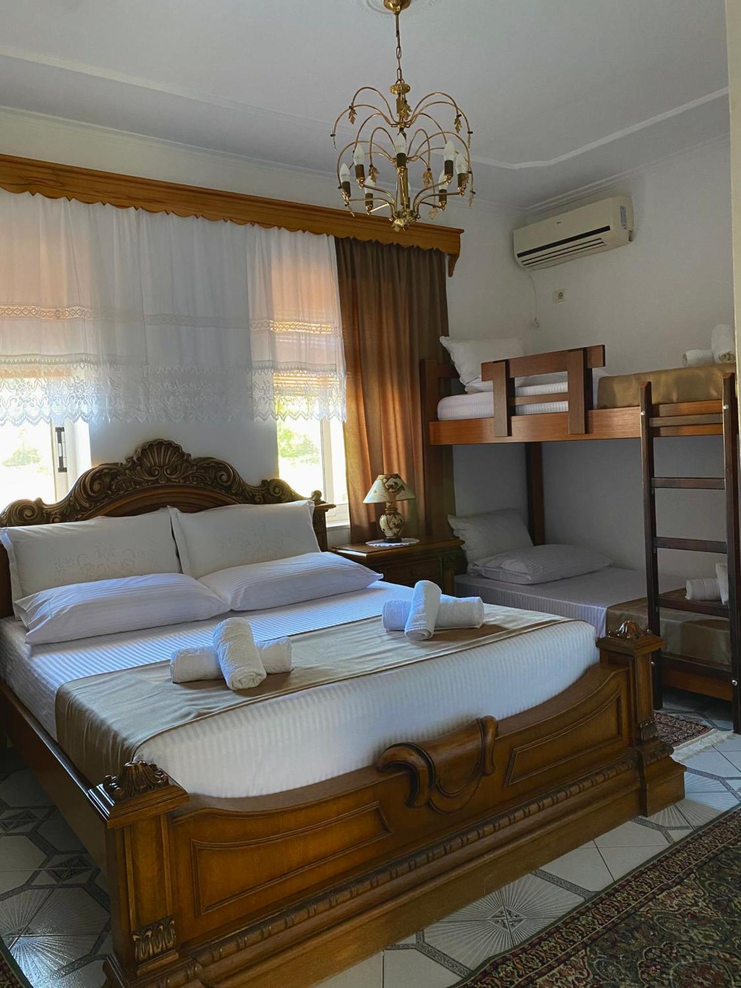 Apartment Yuri Gjirokaster
